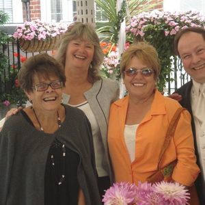 Meet your Posher, Theresa